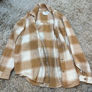 ⭐️final offer! Women’s America eagle flannel size medium